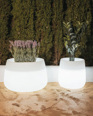 Macetas y Maceteros con luz