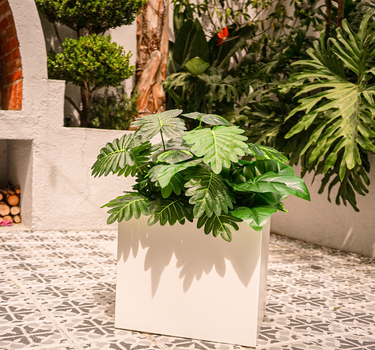 MACETA NARCISO 40 LISO